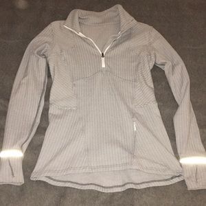 Lululemon quarter zip size 6